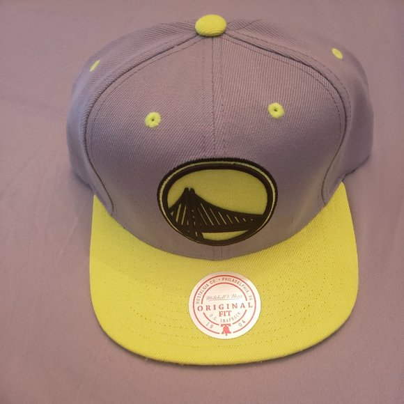 Mitchell & Ness Other - Warriors Snapback Hat